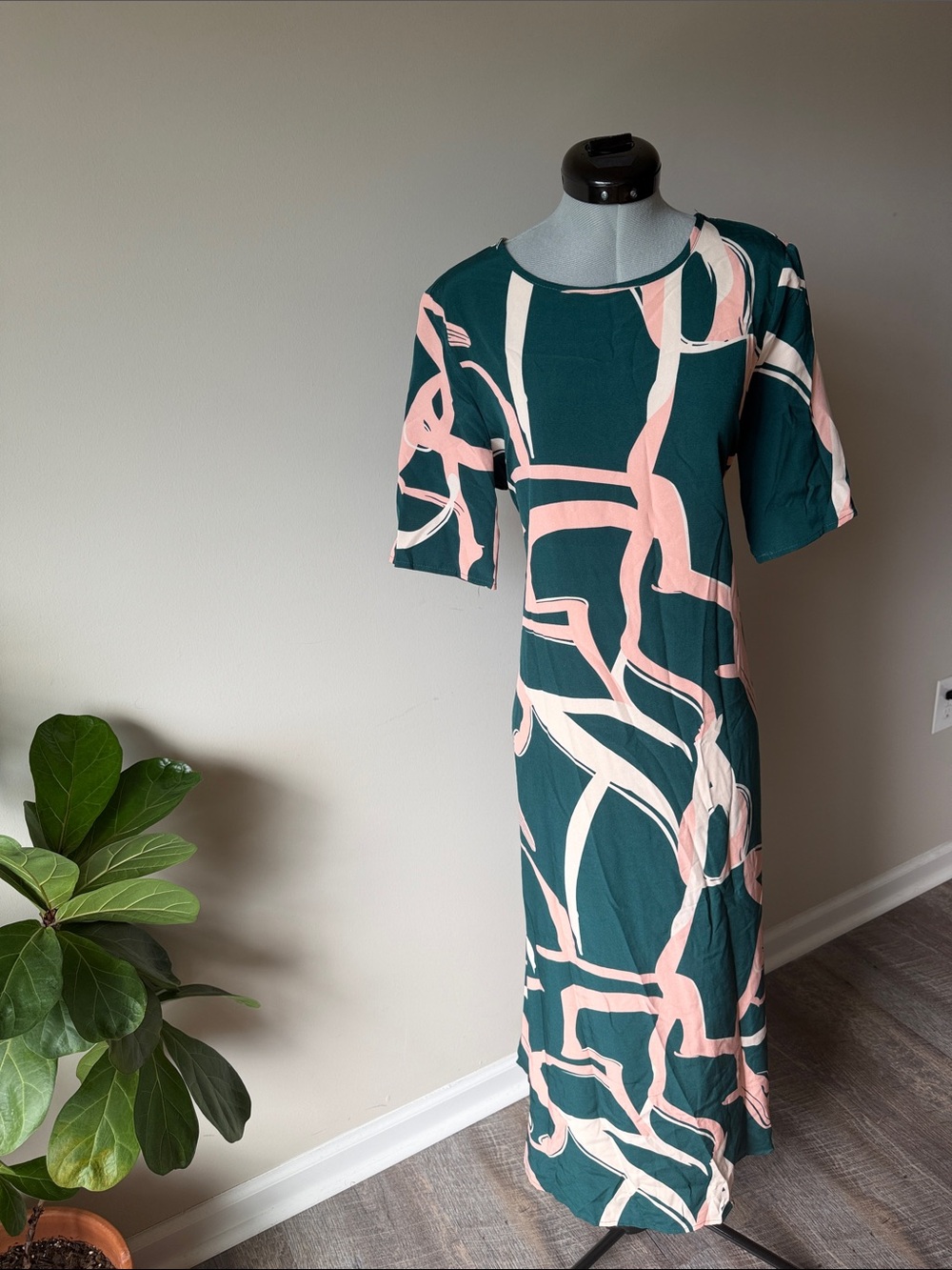 Women’s Teal and Pink Abstract Maxi Dress